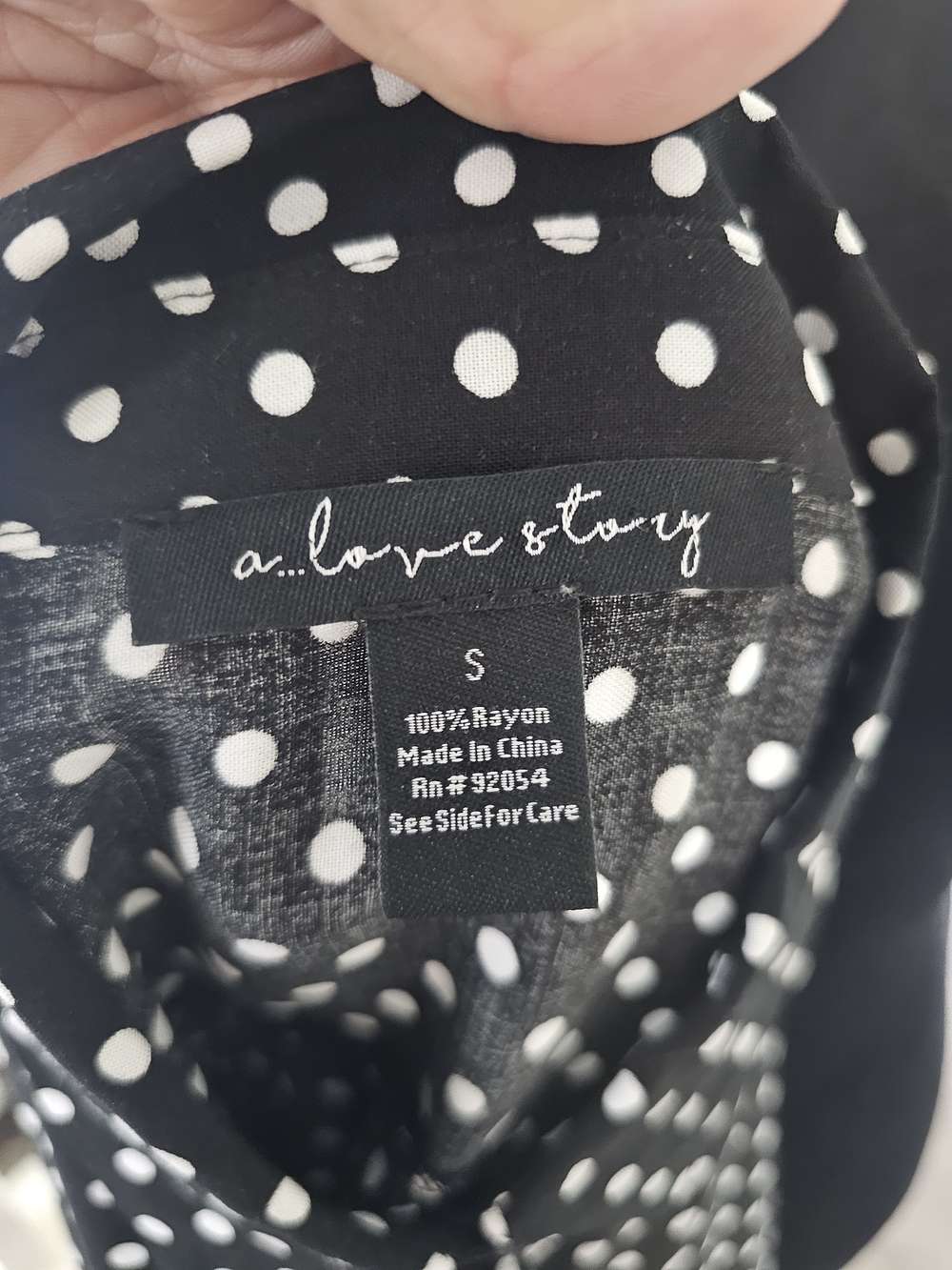 NWOT Size S Black and White Polka Dot Button-Up Dress Shirt - Picture 8 of 16